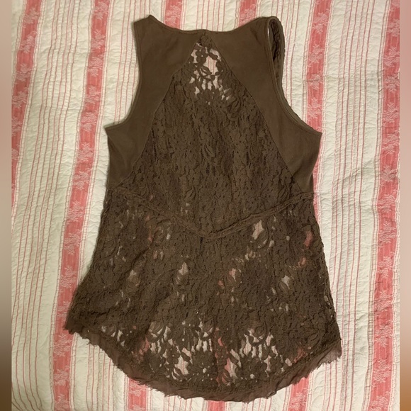 BKE (Buckle) Boutique zip front lace vest. Size L - Picture 2 of 10
